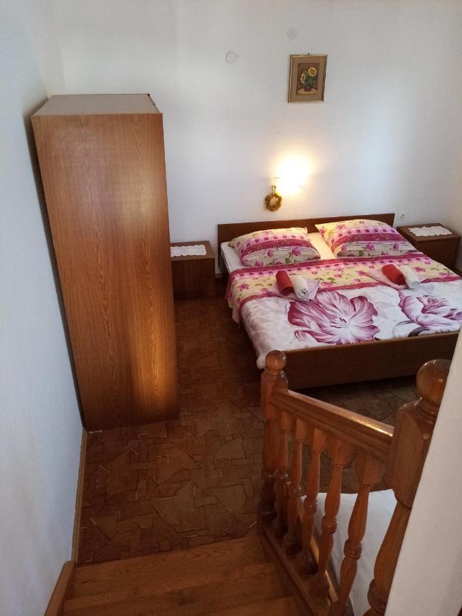 Apartments "Sun-Sea" Lopar Ngoại thất bức ảnh